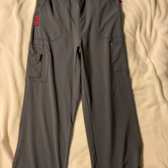 Carthartt Scrub set - Picture 3 of 4